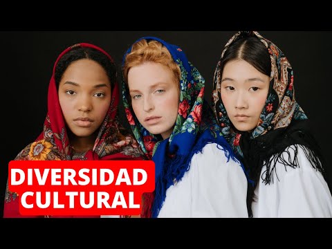 ¿Cuál es la postura de la familia real ante la diversidad cultural y social en España?